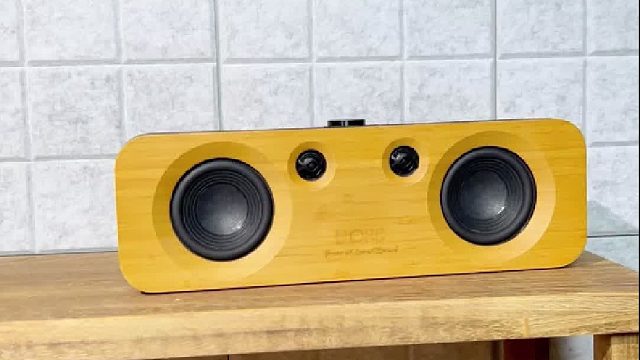 颜值与音质双在线的原木居家音响