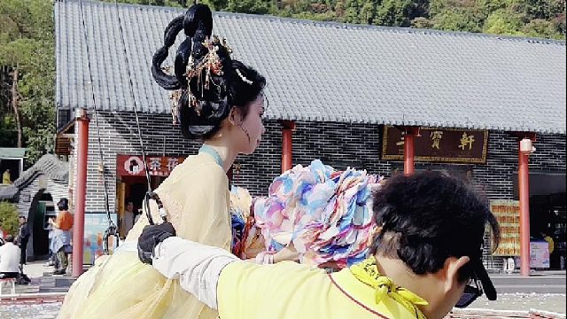 心中有光，周末来东莞观音山飞天吧，幸福！