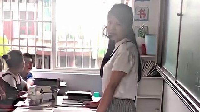 体育老师终于硬气了一回