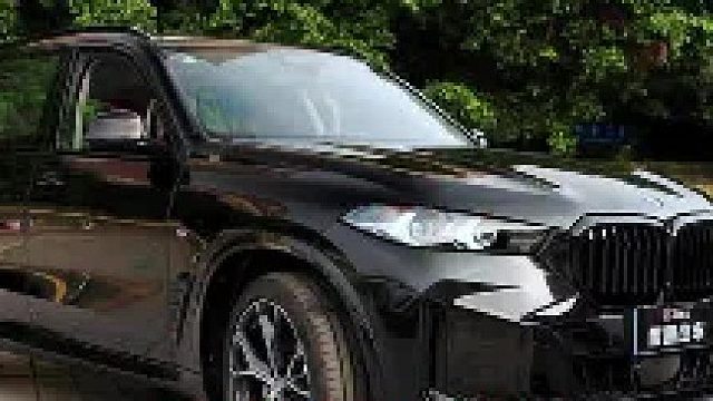 宝马x5升级黑武士 宝华发光盖板 Plus氛围灯