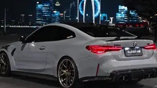 天黑才发现她真的很美