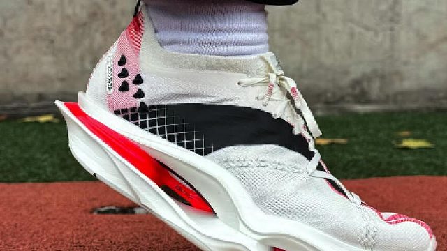 飞电6U这个黑科技都没人讲️5分配也能穿️