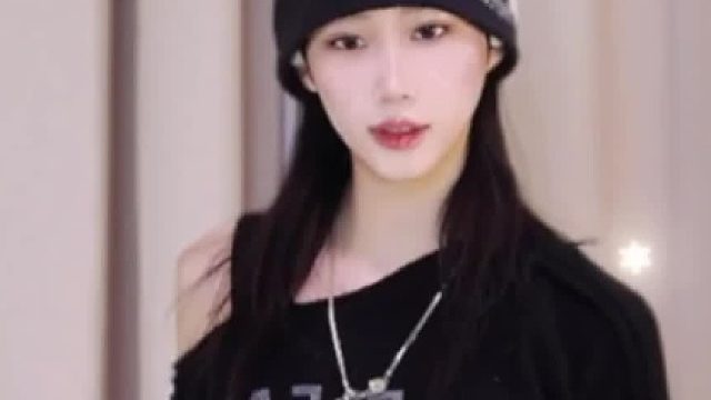 生病了还在努力跳舞的wishTT