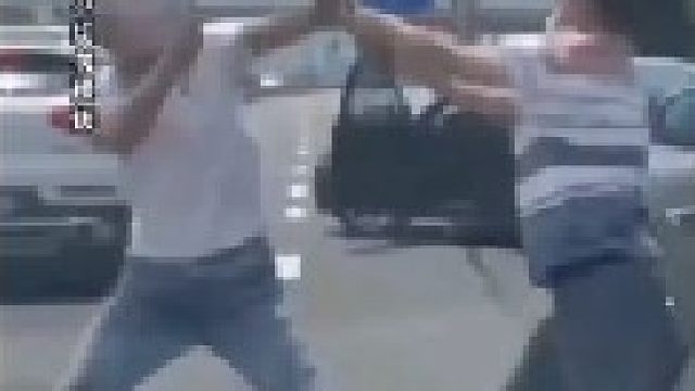 车内防身在车里放什么东西才能起到最好的防身效果