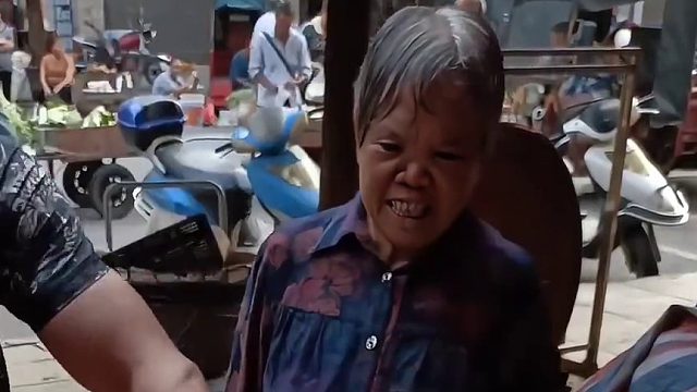 这也就现在，六七十年代肥肉你能抢到？