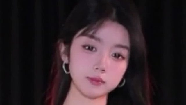 【盛世-草莓西八酱】别穿这么好看，我会忍不住多看。