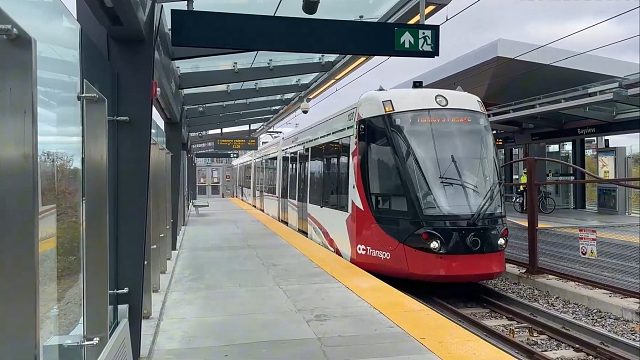 加拿大渥太华轻轨O-Train 1号线（联邦线）的电车