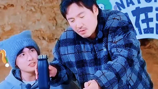 笑不活了！小：真是懒得揭穿你…