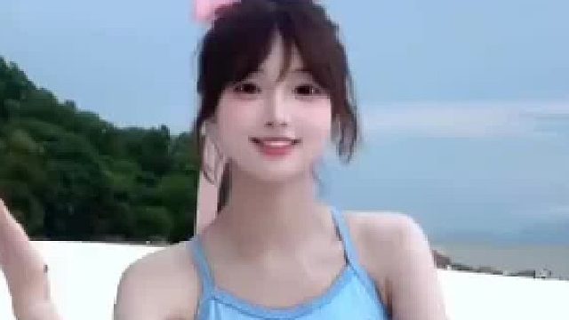 对自己自信的可以穿透明的泳衣哈