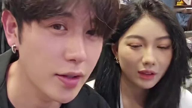 认识的时候这么小啊