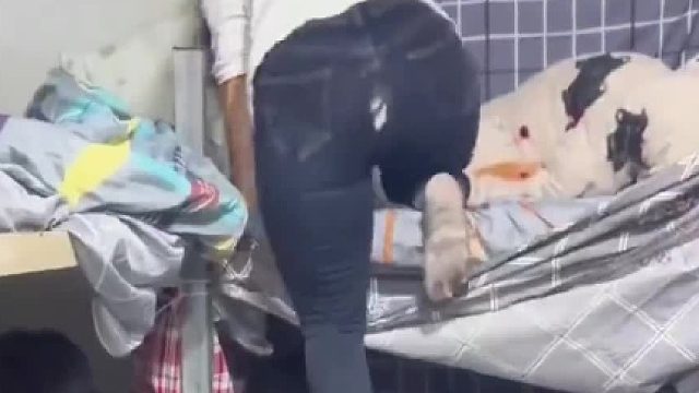 这到底是什么厂，男女同住一屋，老板也太抠门了吧 ！！