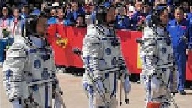 明明是轰动全球的超级大新闻可到了我们这却已经变得习以为常