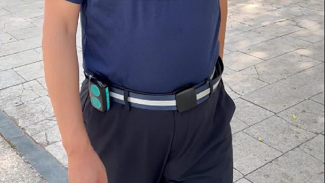 这不是普通便携音响！还能收音记步语音播报哦！