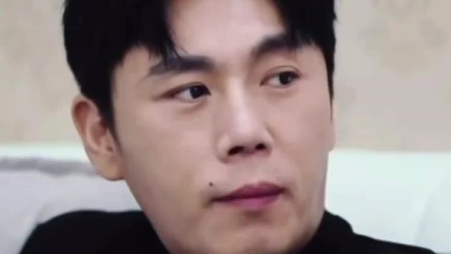 秦昊笑言母亲为父煮了二十载泡面，父亲忙纠正：分明是三十年时光