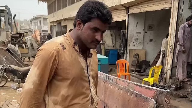 巴基师傅独特焊接技术