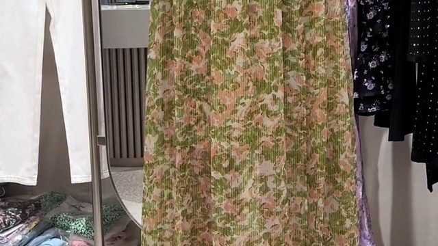 我觉得一般，但是嫂子就喜欢这套，你们说买不买