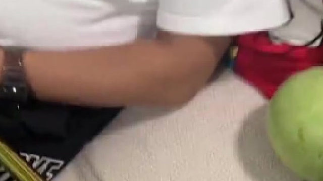 你问问他这游戏怎么就一个怪  ​