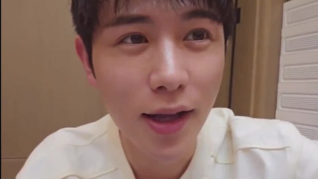 有人要你身败名裂，我偏要你扶摇直上。 #童锦程