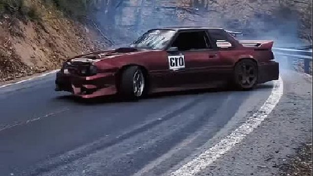 就说这漂移，哪个男人看了不迷糊？