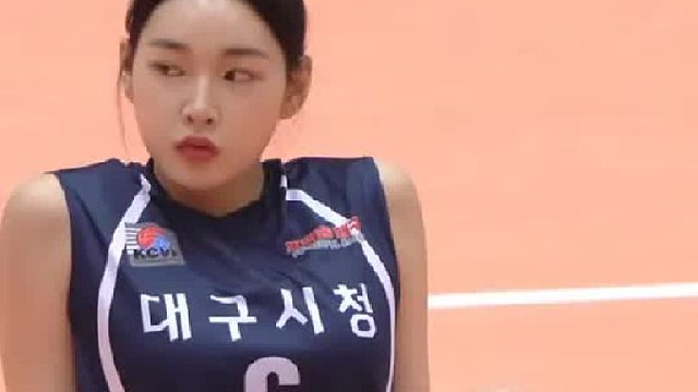 女排美女排球运动员赛前热身活动