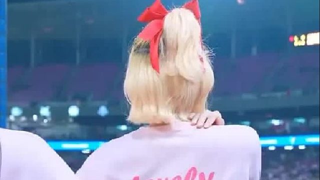 黄发妹妹跳的真好