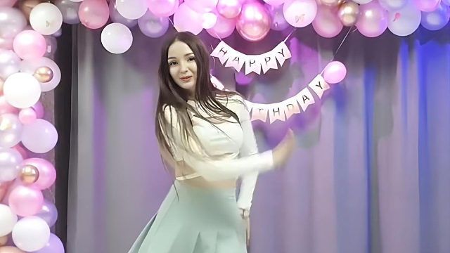 俄罗斯姑娘才艺表演24.02.14_空军(阿妮亚)06