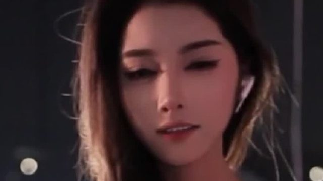 【艺涵【1995】】别装了，你眼神里的喜欢藏不住