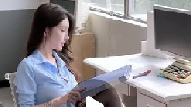 别急处理完工作就陪你