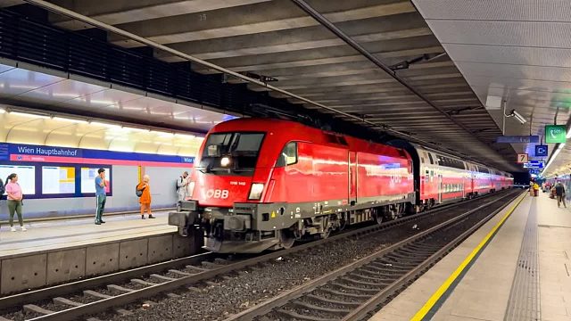 奥地利联邦铁路OBB行驶在维也纳的多款火车