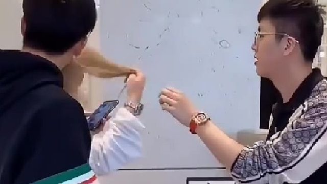 海王啊，同款手表啊，我的妈呀