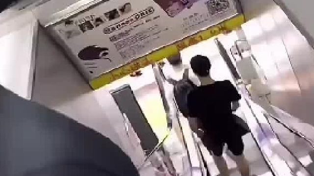 卧槽，不符合消防强条，直接举报