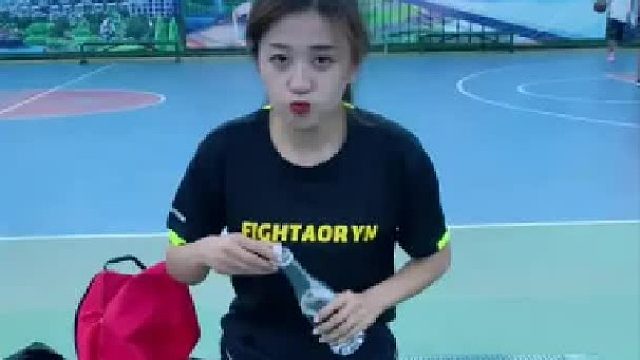 打篮球一定要带护膝