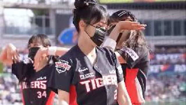 韩国拉拉队李多惠'WA DA DA'(Kep1er)