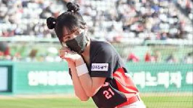 韩国拉拉队李多惠'和我交往吗'(DIA)