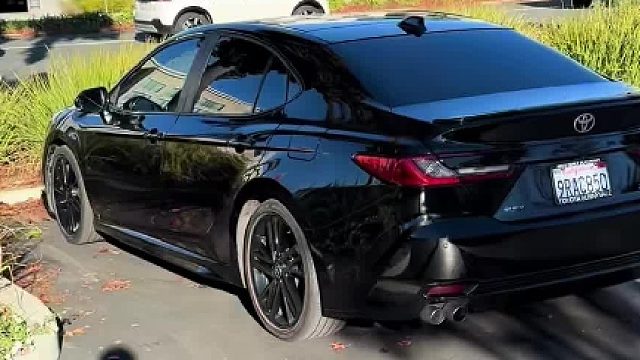 年轻人买车 千万不要超过 2 万，不然你会后悔的。 当然年轻后悔的事情多了去了，但是我还是建议存钱。 面子不重要   你知道吗？永远要让自己的口袋有钱花