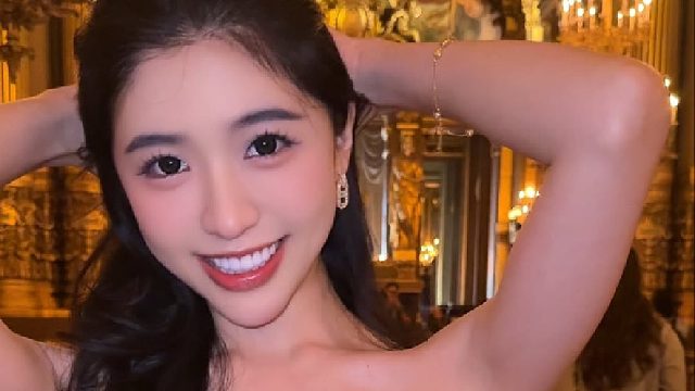 我的快乐，比泡泡还要轻盈透明。