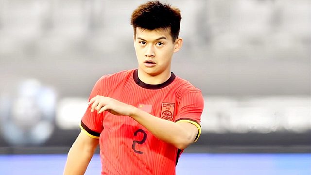 U23国足点球细节！刘浩帆主动请缨首罚，大力爆射弹柱入网