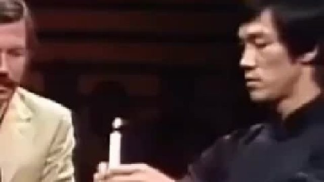 李小龙神技：剪火离烛！