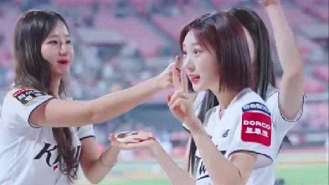 呆萌的啦啦队长