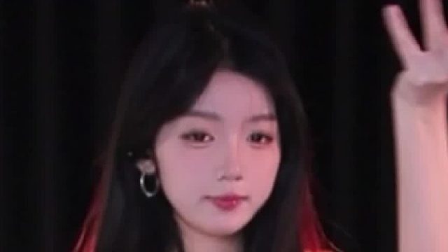 【盛世-草莓西八酱】你的影子晃了晃，我的心就乱了乱