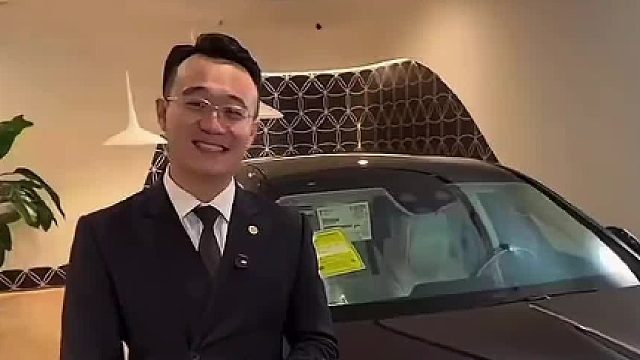 劳斯莱斯是一个非常伟大的品牌但他见过的第一台车叫奔驰