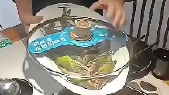 没什么东西，就是趁鱼不注意的时候下锅！