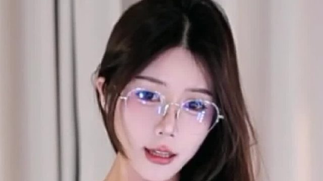 【陈果宝宝】我懒得撩别人，就想盯着你看