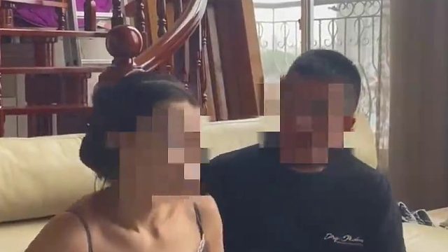 女子主动要求离婚,不料丈夫找上门来还想出一个yy主义