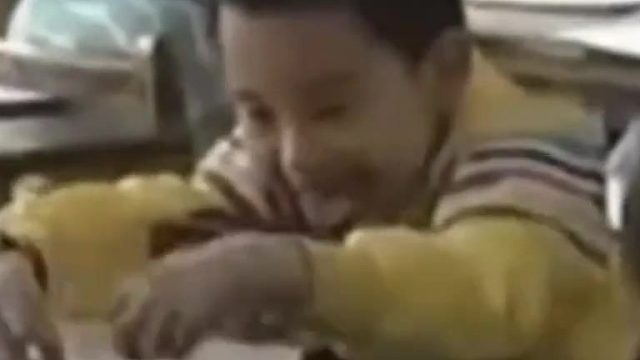 小时候的胡先煦不就是真人版的刘星吗？真是又贫又皮！