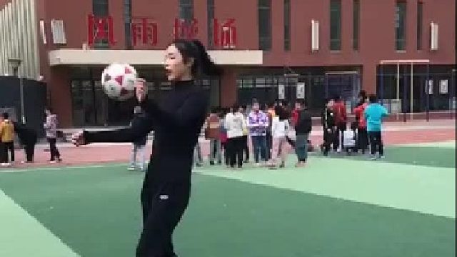 今天是阴天，来个胸停球