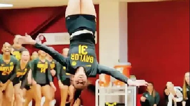 “单跳”，翻筋斗翻出新花样。