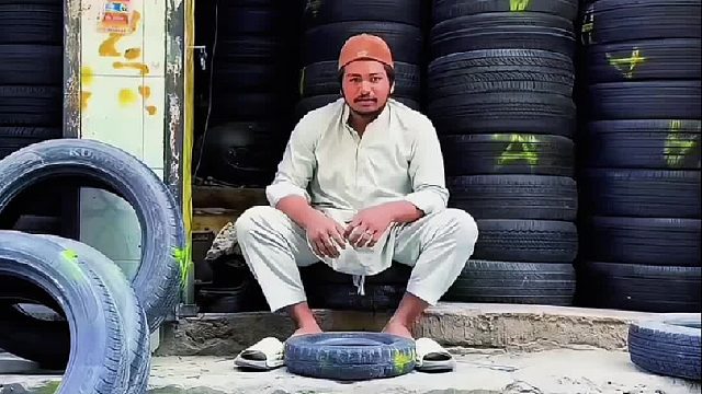 老巴翻新磨损严重轮胎