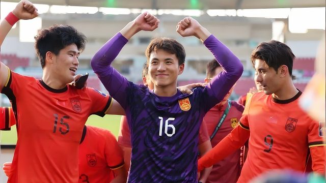 自己都笑了！21岁李昊谈“中年”爱好：宅家盘核桃和喝茶