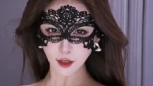 【聚优丶夏一晴【2517】】今天是自带魅惑滤镜的甜酷辣妹。